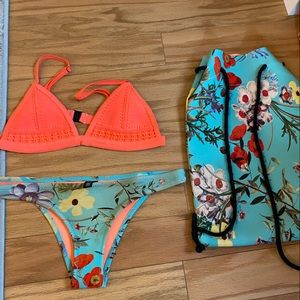 Triangl Bikini Set